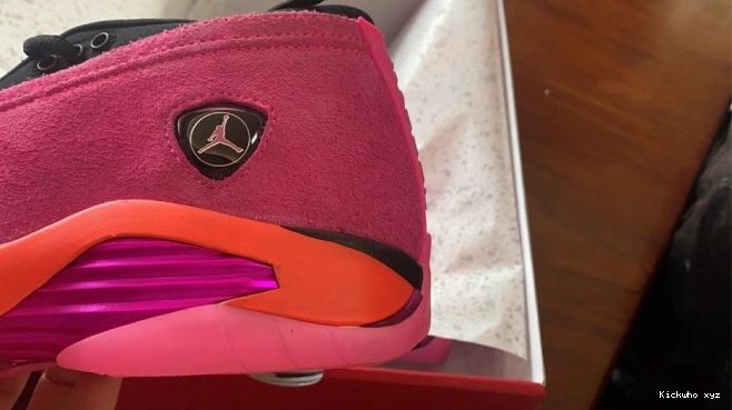 DH4121-600 (W) Retro Pink 14 Jordan Shocking Low 0822